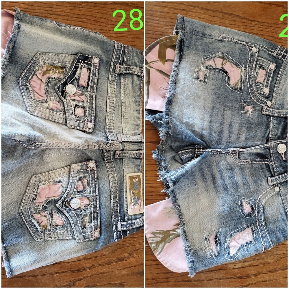Size 28 grace in la shorts